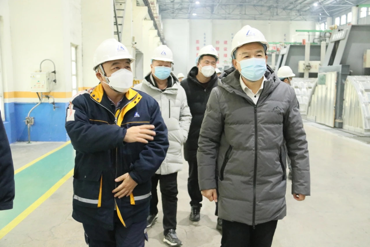 中國有色金屬加工協(xié)會(huì)秘書長靳海明一行調(diào)研包鋁