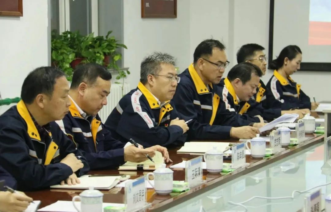 抓實(shí)“三級(jí)穿透” 　推動(dòng)融合貫通　史志榮到包頭鋁業(yè)開(kāi)展主題教育調(diào)研督導(dǎo)